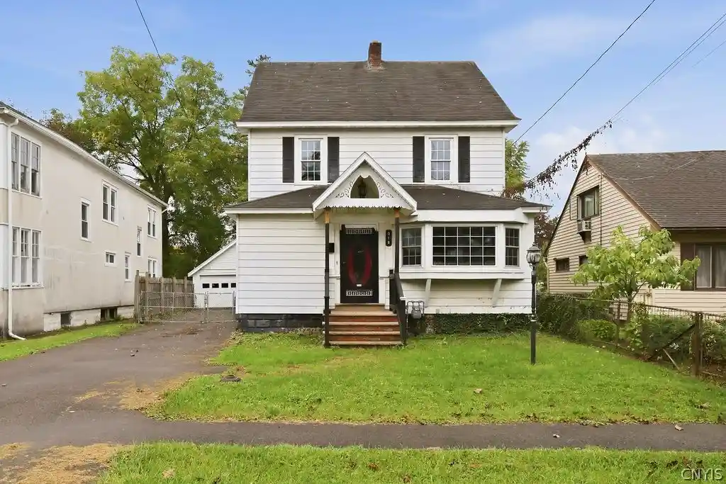 Photo 1 of Single family home for sale at 316 Berwick Rd S, Syracuse, NY 13208 | MLS# S1720094 | Listing updated on 2026-10-10