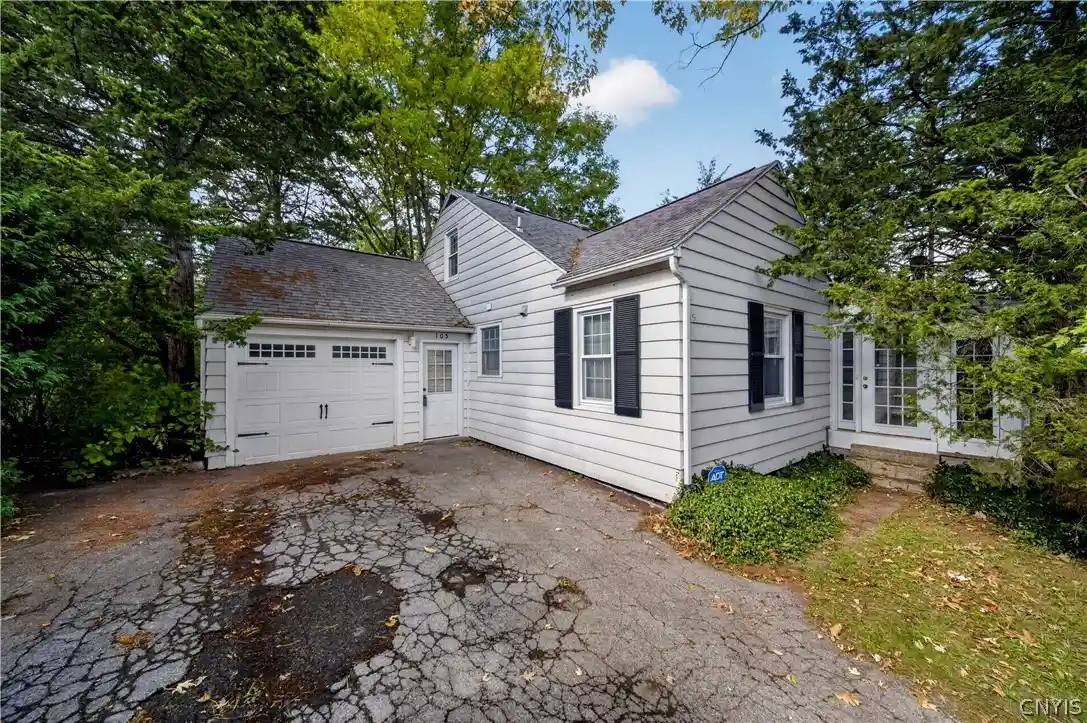 Photo 1 of Sale Pending at 105 Masters Rd, Syracuse, NY 13214 | MLS# S1721469 | Listing updated on 2026-10-22
