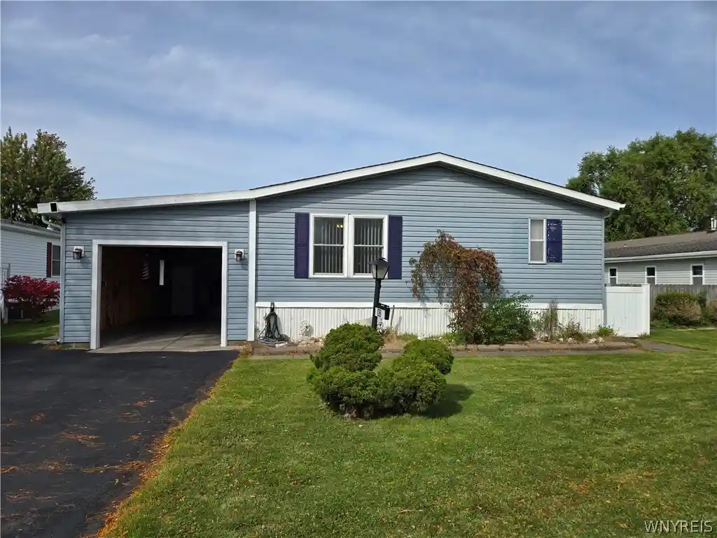 Photo 1 of Manufactured home for sale at 1081 Ridgewood Dr, Lockport, NY 14094 | MLS# B1721462 | Listing updated on 2026-10-25