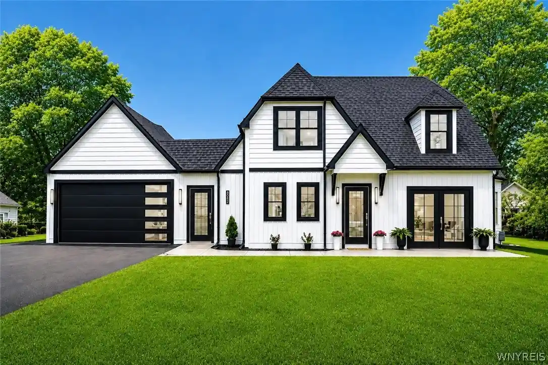 Photo 1 of Single family home for sale at 6736 Chestnut Ridge Rd, Lockport, NY 14094 | MLS# B1721554 | Listing updated on 2026-10-24