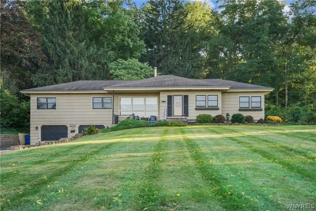 Photo 1 of Single family home for sale at 3210 Lower Mountain Rd, Sanborn, NY 14132 | MLS# B1719582 | Listing updated on 2026-10-25