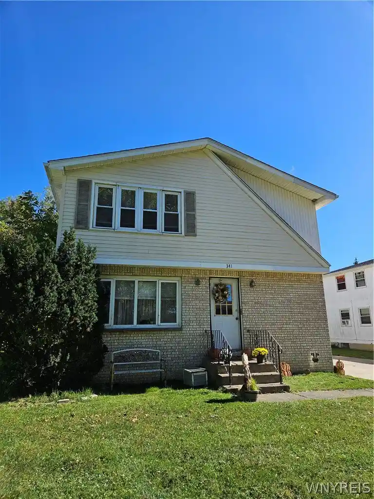 Listing Photo 1 - Condo for sale in 341 Sundridge Dr located at 341 Sundridge Dr, Buffalo, NY 14228 - Unit 341 Sundridge Dr