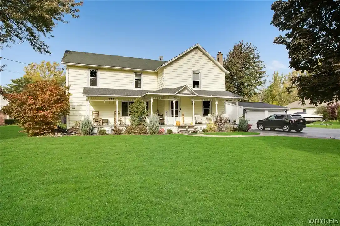 Photo 1 of Single family home for sale at 6060 Campbell Blvd, Lockport, NY 14094 | MLS# B1721548 | Listing updated on 2026-10-24