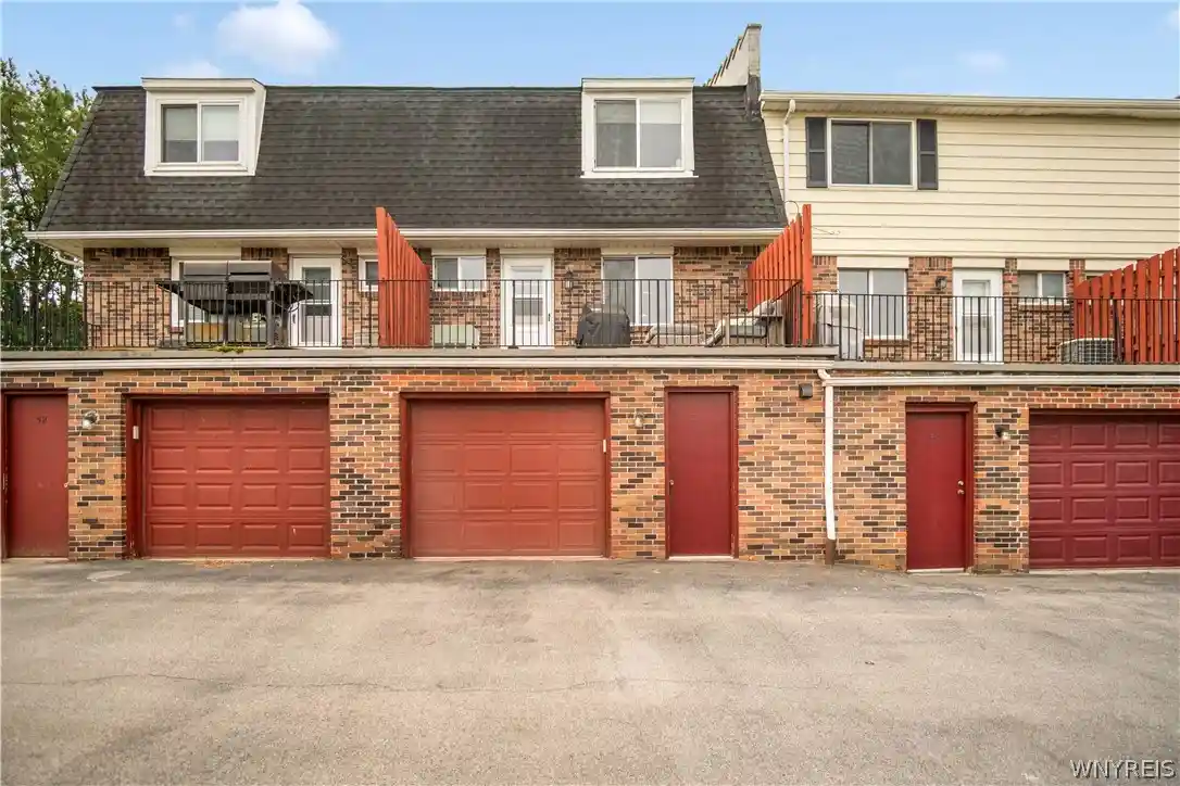 Photo 1 of Condo for sale at 51 Stoneledge Ct, Buffalo, NY 14221 | MLS# B1720433 | Listing updated on 2026-10-28