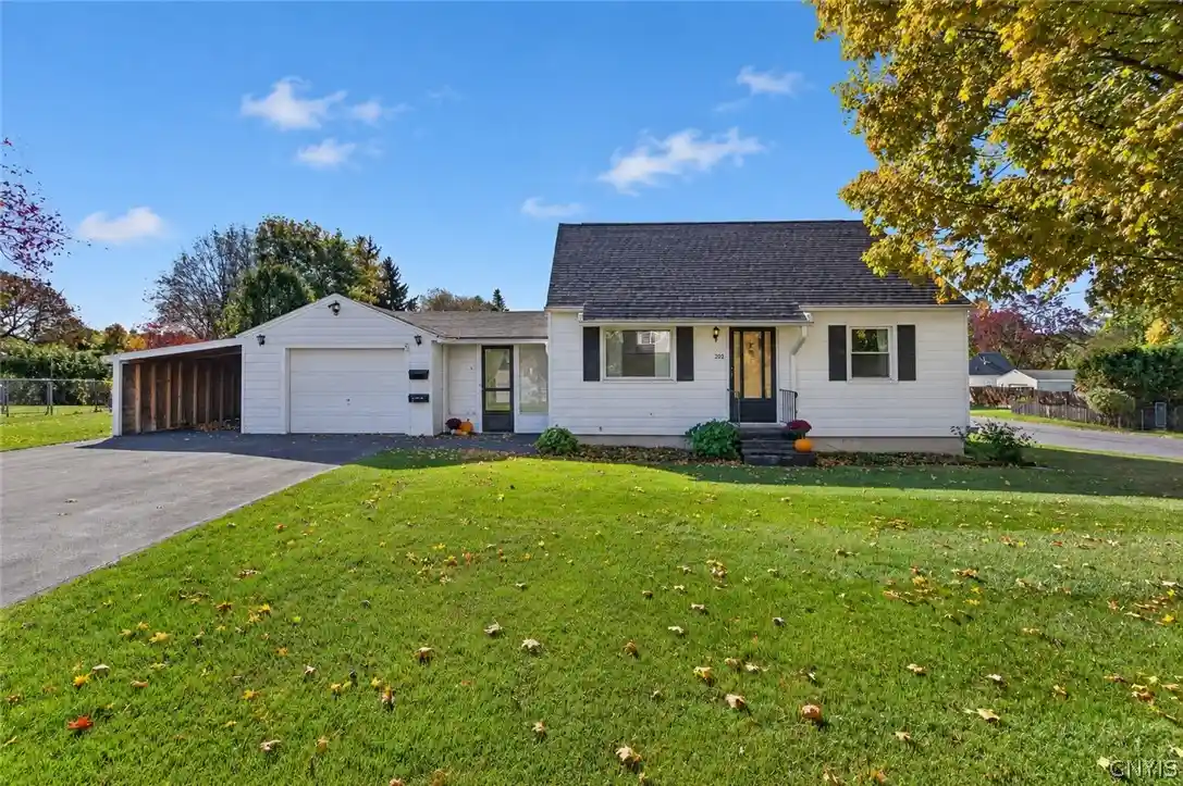 Single family home for sale at 200 Westfall Dr, Syracuse, NY 13219 | MLS# S1720697
