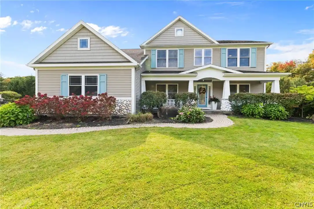 Photo 1 of Single family home for sale at 204 Wey Brg, Camillus, NY 13031 | MLS# S1720819 | Listing updated on 2026-10-29