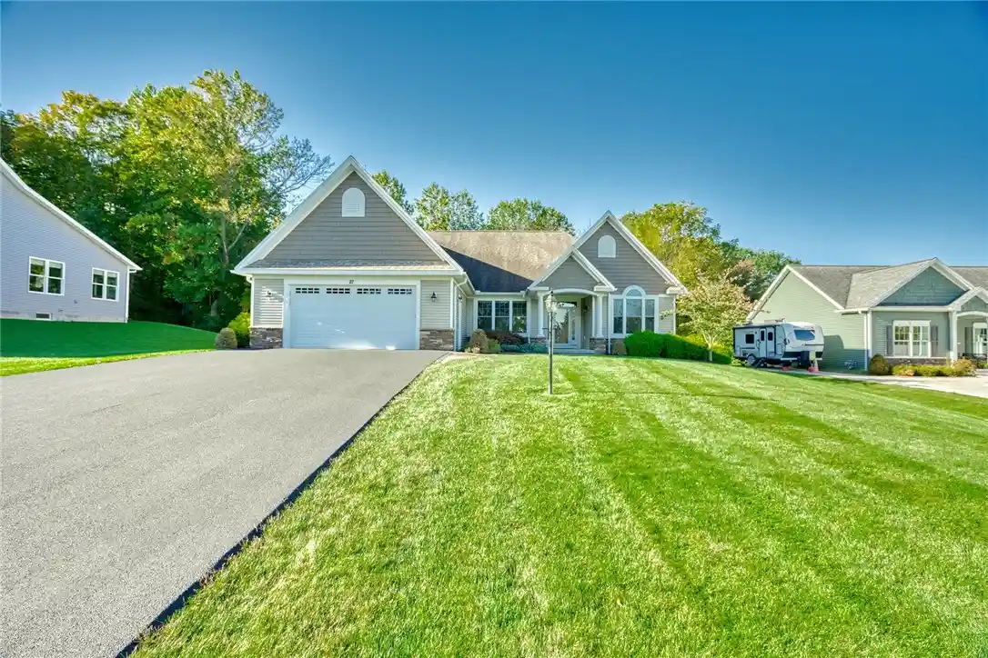 Photo 1 of Sale Pending at 27 Waterworks Ln, Fairport, NY 14450 | MLS# R1720717 | Listing updated on 2026-10-23