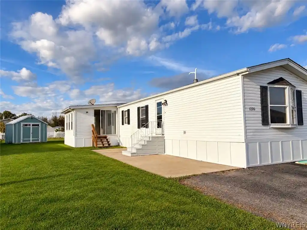 Photo 1 of Manufactured home for sale at 1220 Maplewood, Lockport, NY 14094 | MLS# B1721780 | Listing updated on 2026-10-25