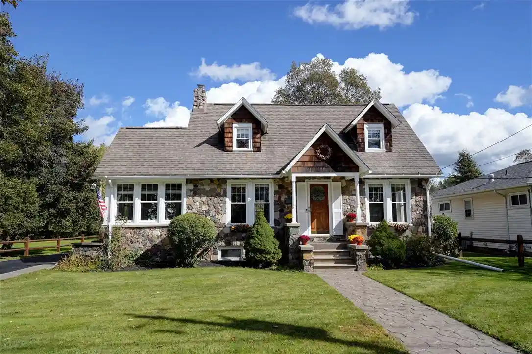 Photo 1 of Sale Pending at 68 Ontario St, Honeoye Falls, NY 14472 | MLS# R1721196 | Listing updated on 2026-10-20