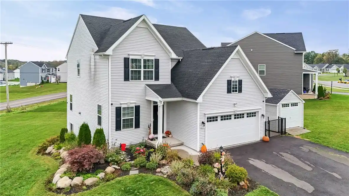 Single family home for sale at 275 Longleaf Ln, Macedon, NY 14502 | MLS# R1721934