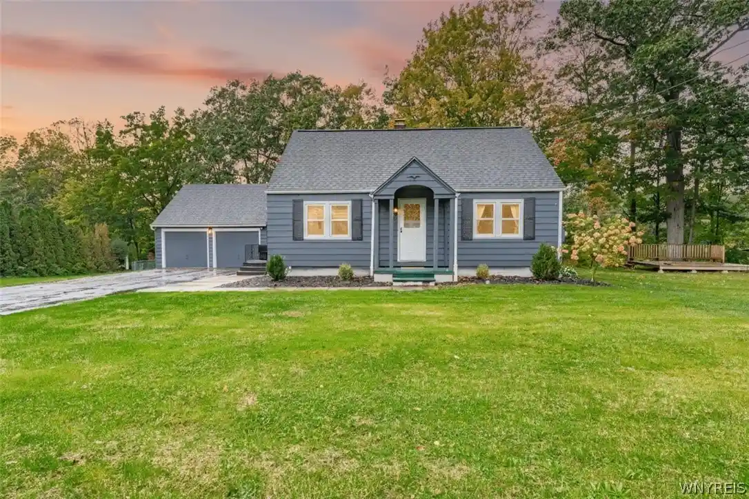 Photo 1 of Single family home for sale at 2294 Lkpt Olcott Rd, Newfane, NY 14108 | MLS# B1722204 | Listing updated on 2026-10-15