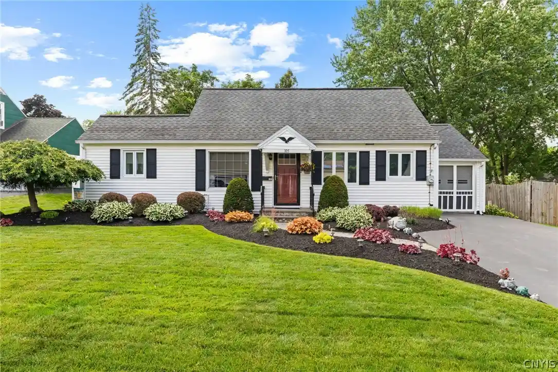 Photo 1 of Sale Pending at 105 Hyland Dr, Syracuse, NY 13212 | MLS# S1719658 | Listing updated on 2026-10-20