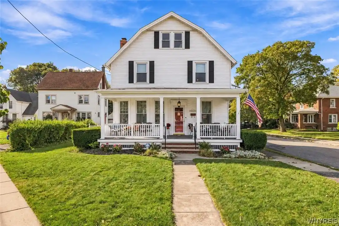 Photo 1 of Single family home for sale at 4140 Lewiston Rd, Niagara Falls, NY 14305 | MLS# B1722478 | Listing updated on 2026-10-15