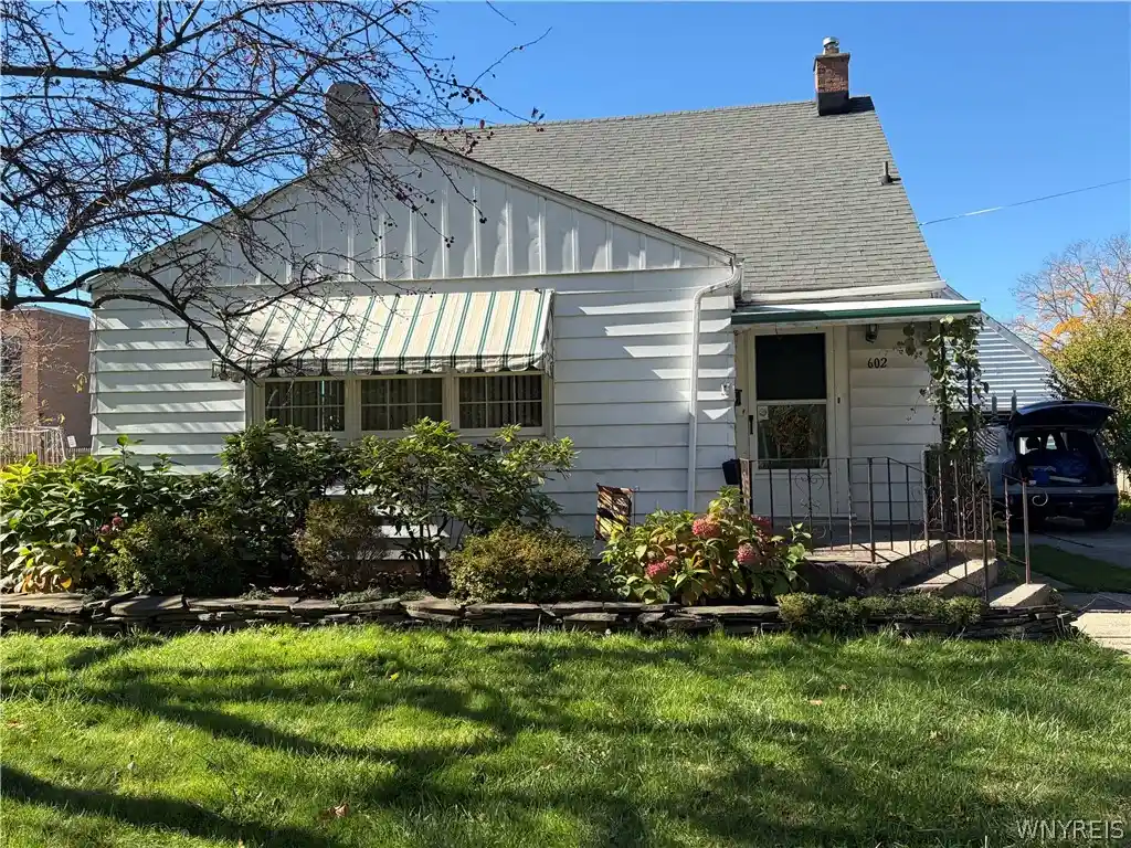 Photo 1 of Single family home for sale at 602 80th Street, Niagara Falls, NY 14304 | MLS# B1722589 | Listing updated on 2026-10-28