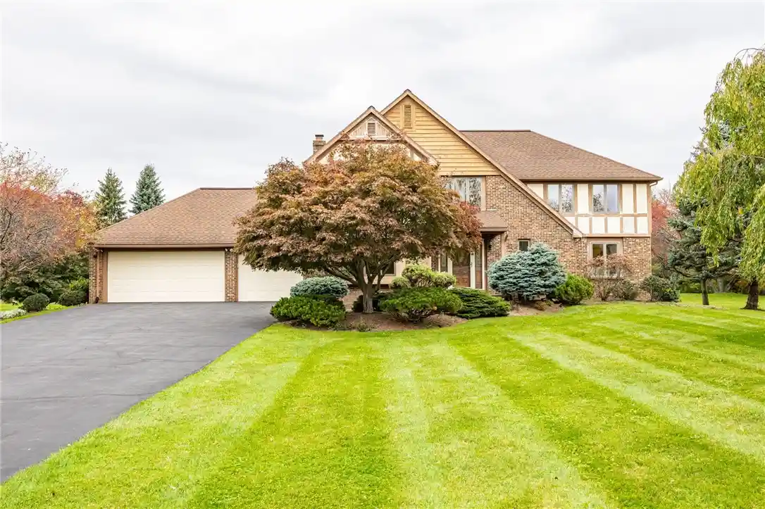 Photo 1 of Sale Pending at 816 Garnsey Rd, Fairport, NY 14450 | MLS# R1722214 | Listing updated on 2026-10-21