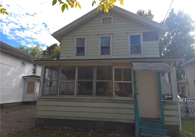 Single family home for sale at 553 Maple St, Rochester, NY 14611 | MLS# R1722054