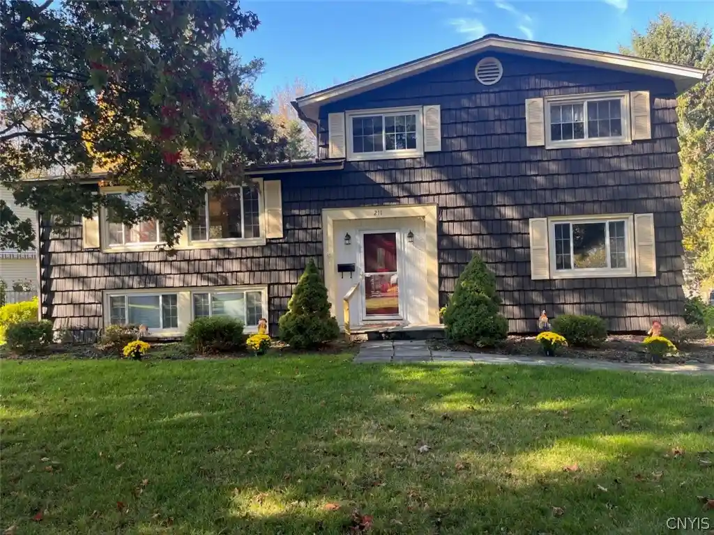 Single family home for sale at 211 E Arbordale Rd, Syracuse, NY 13219 | MLS# S1721698