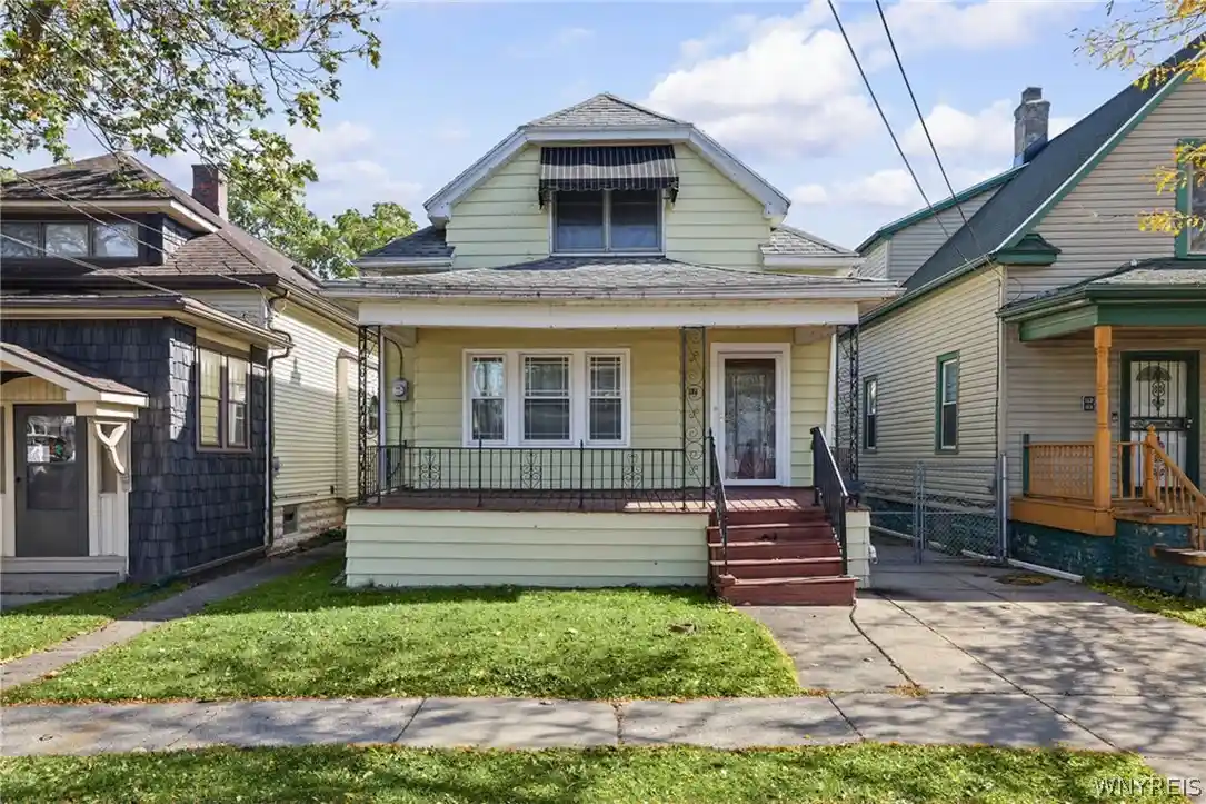 Photo 1 of Sale Pending at 87 Ridge Park Ave, Buffalo, NY 14211 | MLS# B1722020 | Listing updated on 2026-10-27