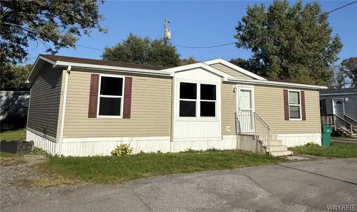 Photo 1 of Manufactured home for sale at 6773 Rapids Rd Lot#2, Lockport, NY 14094 | MLS# B1722871 | Listing updated on 2026-10-22