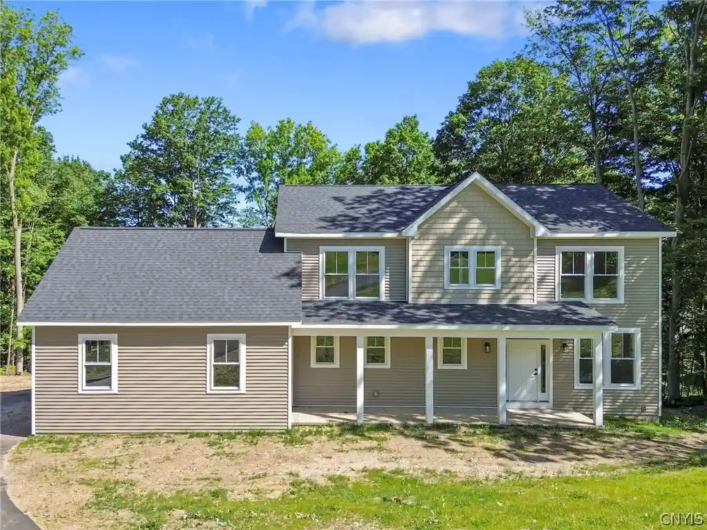 Photo 1 of Single family home for sale at 112 Topaz, Syracuse, NY 13219 | MLS# S1722790 | Listing updated on 2026-10-27