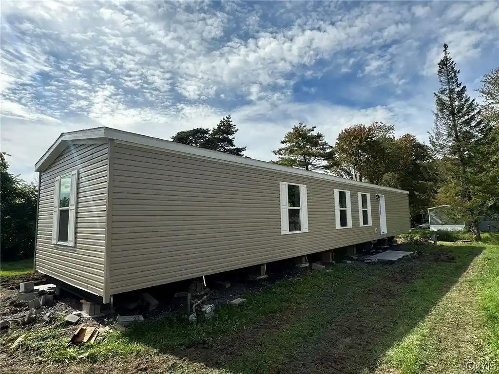 Manufactured home for sale at 428 Donegal Dr, Schuyler, NY 13502 | MLS# S1723009