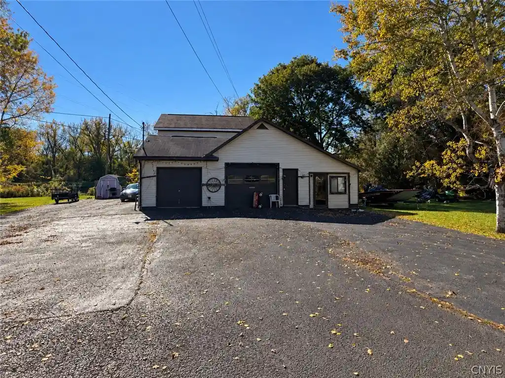 Single family home for sale at 9068 River Rd, Marcy, NY 13403 | MLS# S1723032