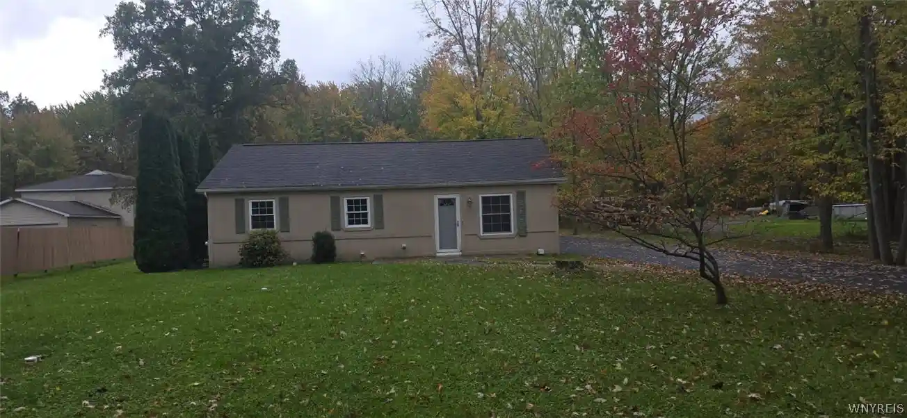 Photo 1 of Sale Pending at 1334 Cain Rd, Youngstown, NY 14174 | MLS# B1723150 | Listing updated on 2026-10-27