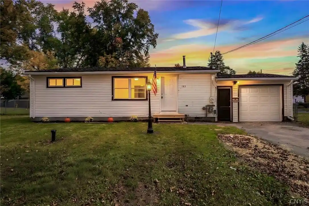 Photo 1 of Single family home for sale at 183 Medford Rd, Syracuse, NY 13211 | MLS# S1722798 | Listing updated on 2026-10-21