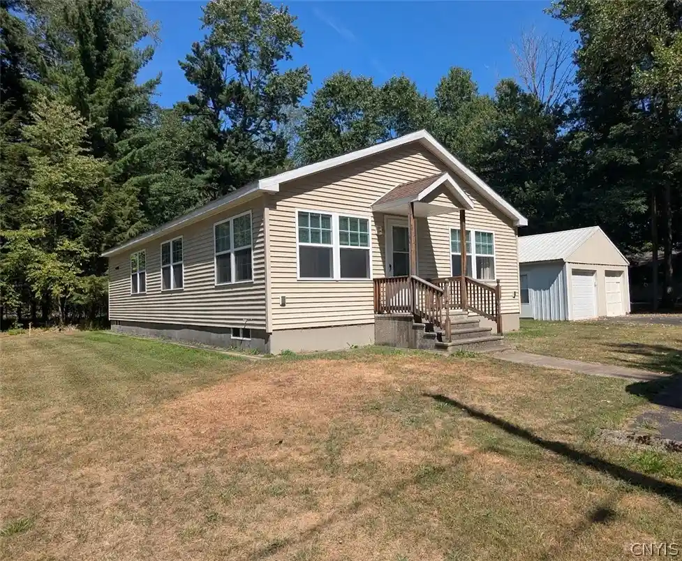 Photo 1 of Single family home for sale at 701 Shady Ln, Sylvan Beach, NY 13157 | MLS# S1723165 | Listing updated on 2026-10-20