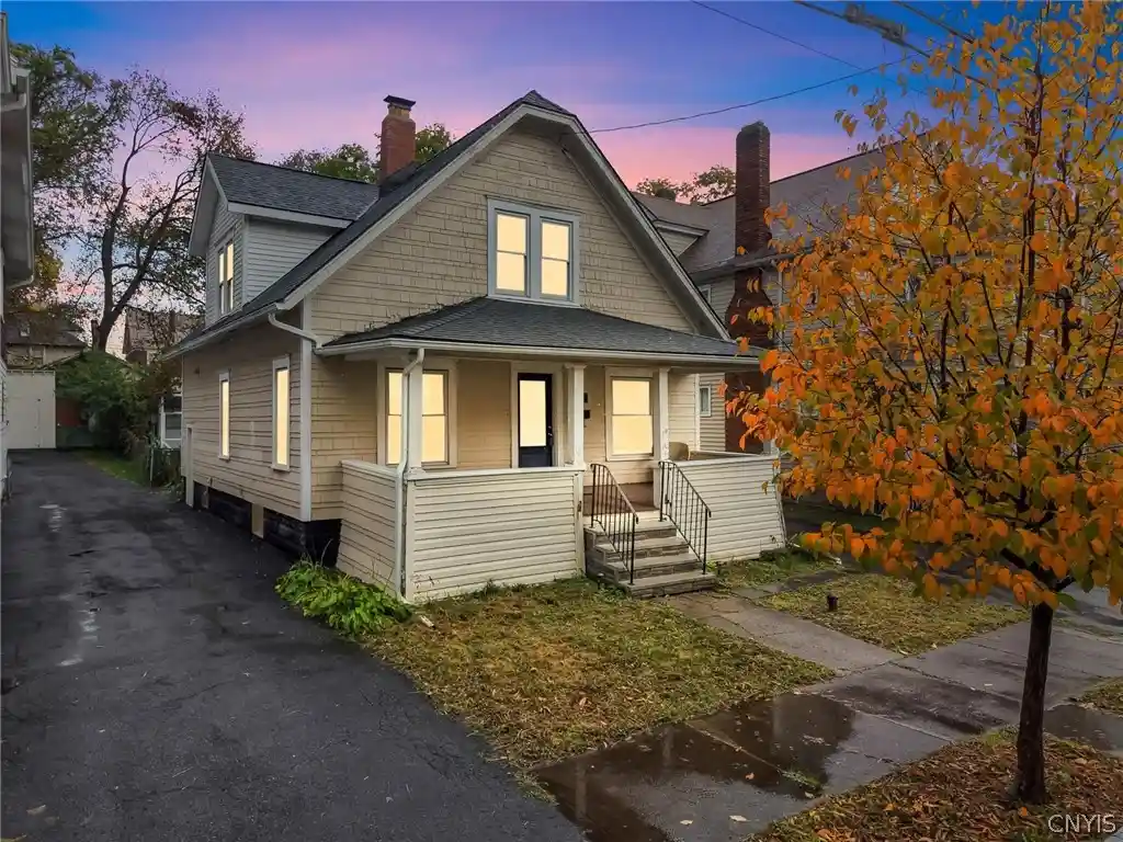 Single family home for sale at 140 Peck Ave, Syracuse, NY 13206 | MLS# S1721122
