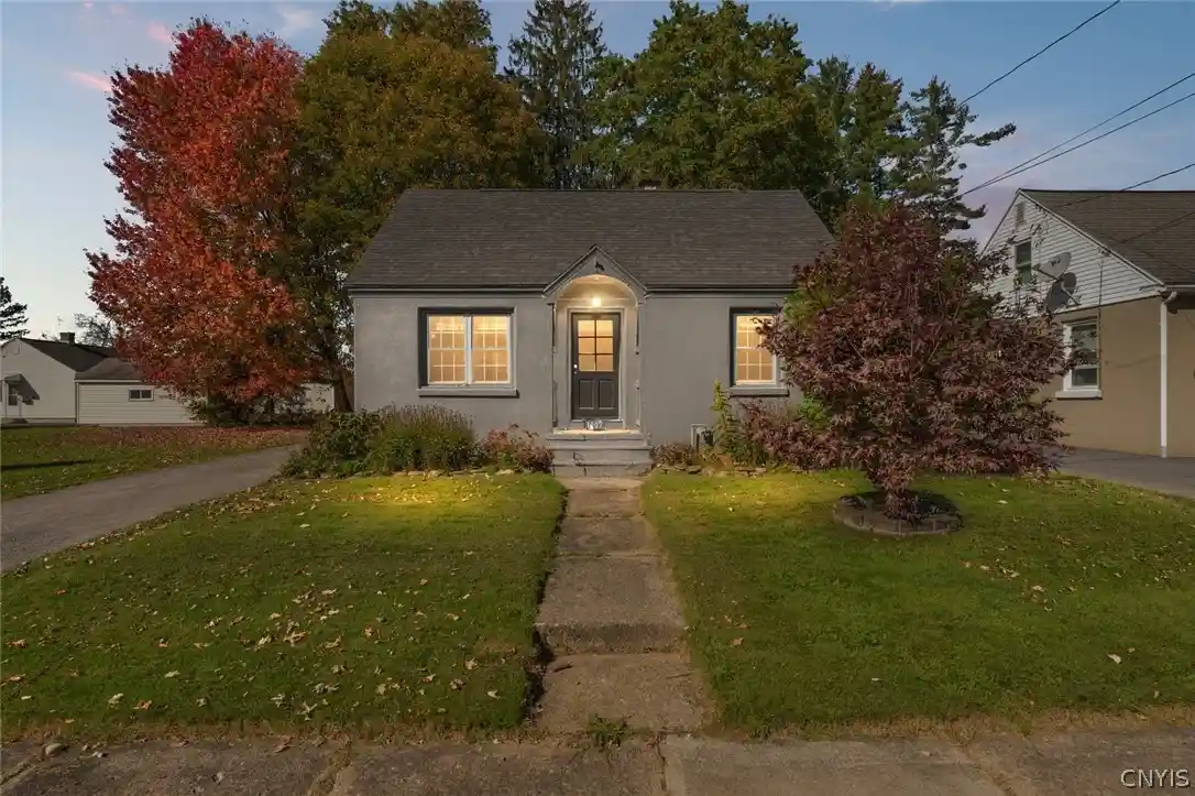 Single family home for sale at 1007 Wood St, Rome, NY 13440 | MLS# S1723105