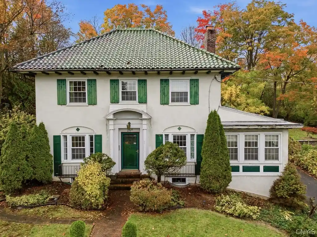 Single family home for sale at 260 Shotwell Park, Syracuse, NY 13206 | MLS# S1715142
