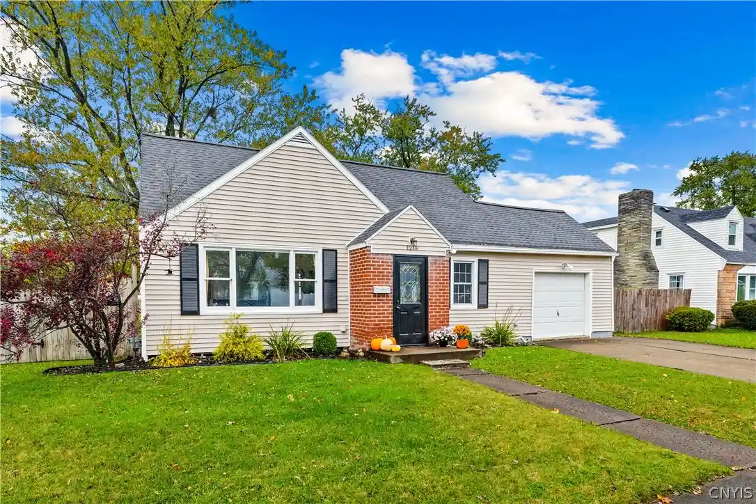 Photo 1 of Sale Pending at 1218 Greenview Dr, Utica, NY 13501 | MLS# S1722748 | Listing updated on 2026-10-29