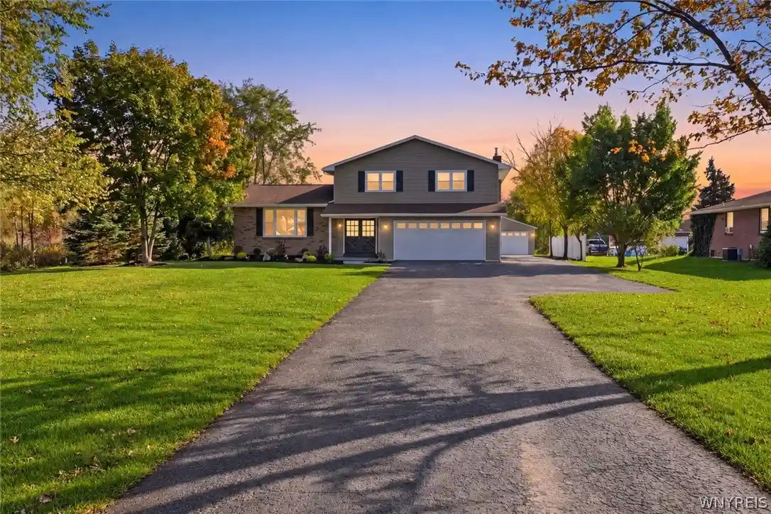 Photo 1 of Single family home for sale at 6825 Shawnee Rd, North Tonawanda, NY 14120 | MLS# B1722366 | Listing updated on 2026-10-22