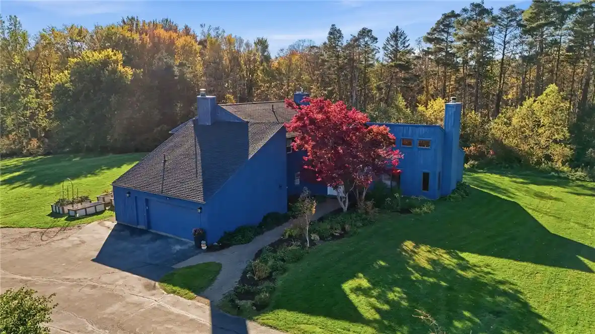 Single family home for sale at 567 Smith Rd, Pittsford, NY 14534 | MLS# R1722779