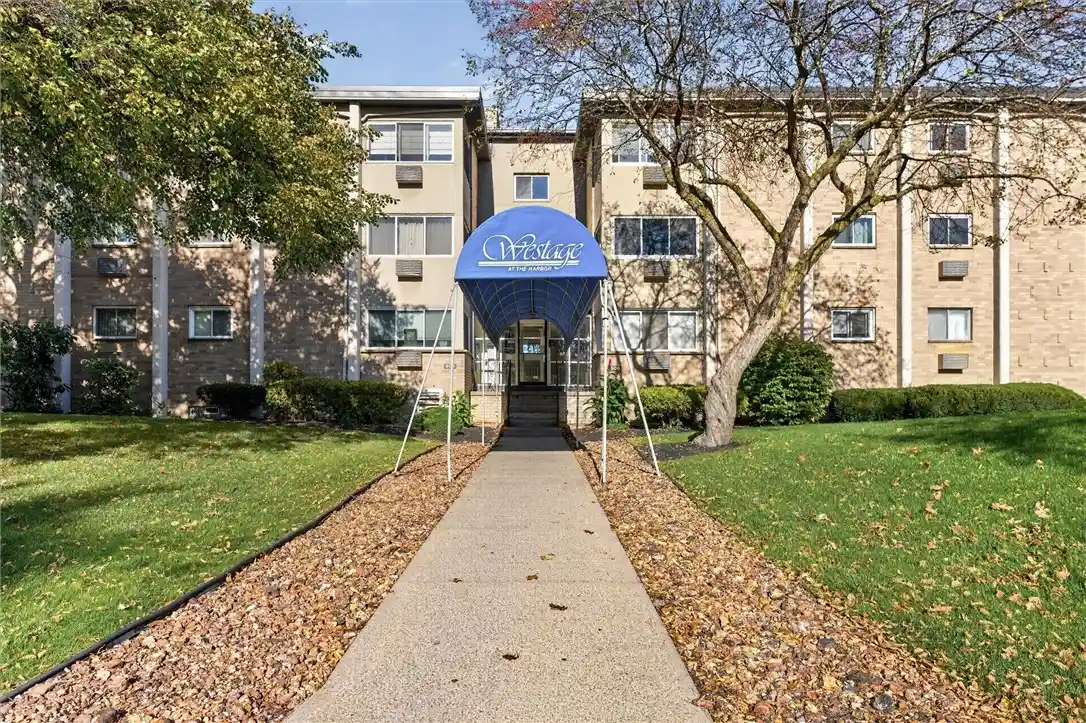 Condo for sale at 813 Westage At The, Rochester, NY 14617 | MLS# R1723784