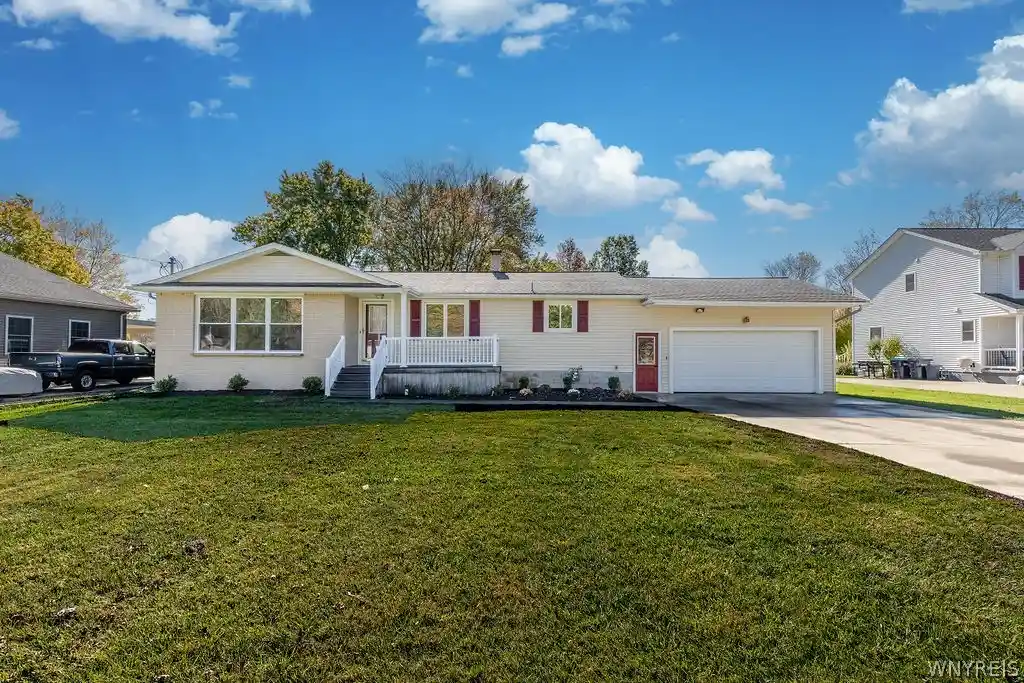 Single family home for sale at 2960 Love Rd, Grand Island, NY 14072 | MLS# B1722227