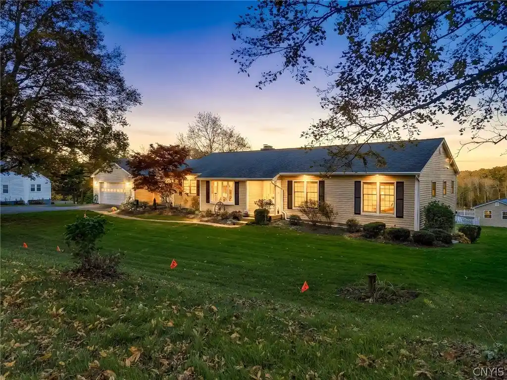 Single family home for sale at 4126 Barker Hl Rd, Jamesville, NY 13078 | MLS# S1723607