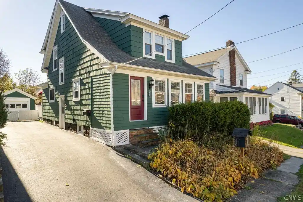 Single family home for sale at 225 Paul Ave, Syracuse, NY 13206 | MLS# S1724406