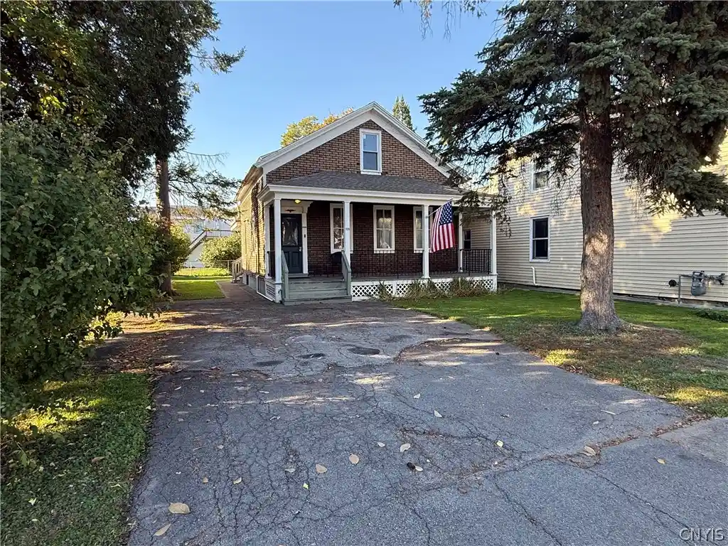Single family home for sale at 1128 Schuyler St, Utica, NY 13502 | MLS# S1724439