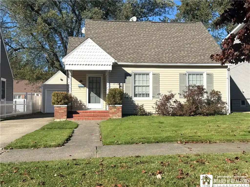 Photo 1 of Single family home for sale at 48 E Green St, Dunkirk, NY 14048 | MLS# R1724086 | Listing updated on 2026-10-22