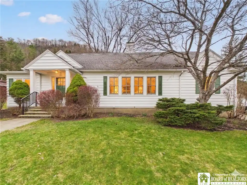 Single family home for sale at 422 York St, Olean, NY 14760 | MLS# R1724483