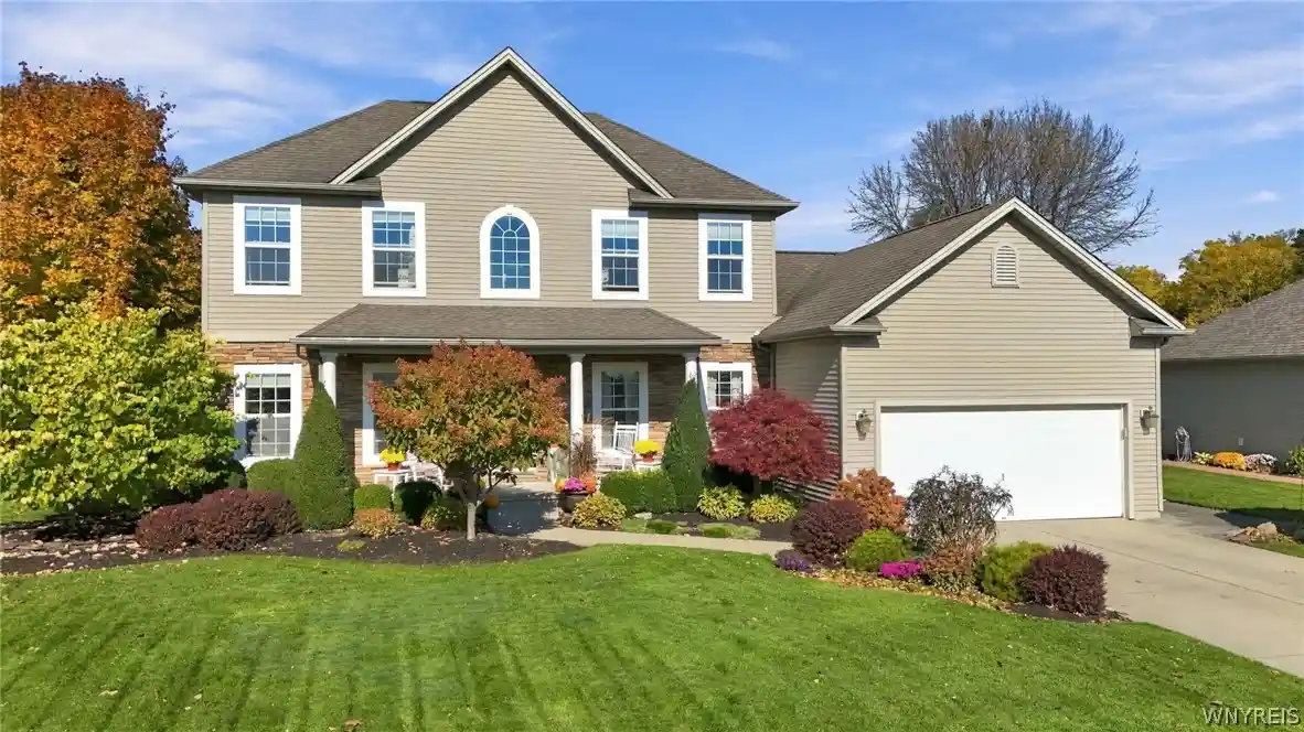Photo 1 of Single family home for sale at 7061 Lakeside Dr, Wheatfield, NY 14304 | MLS# B1724362 | Listing updated on 2026-10-27