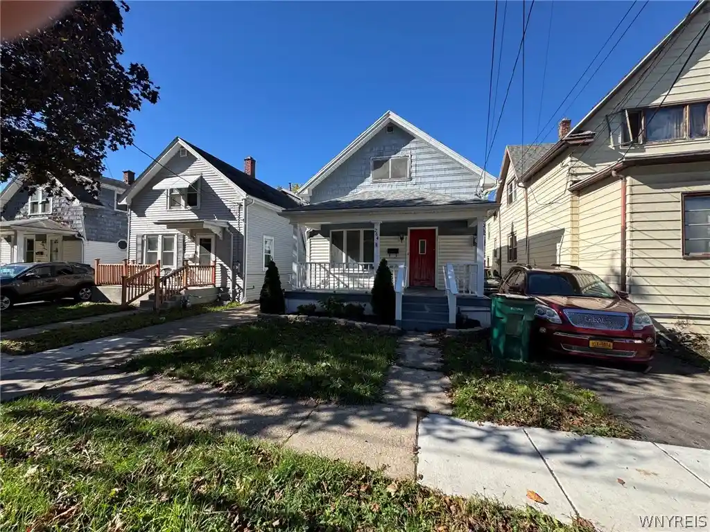 Photo 1 of Sale Pending at 264 N Ogden St, Buffalo, NY 14206 | MLS# B1723752 | Listing updated on 2026-10-28