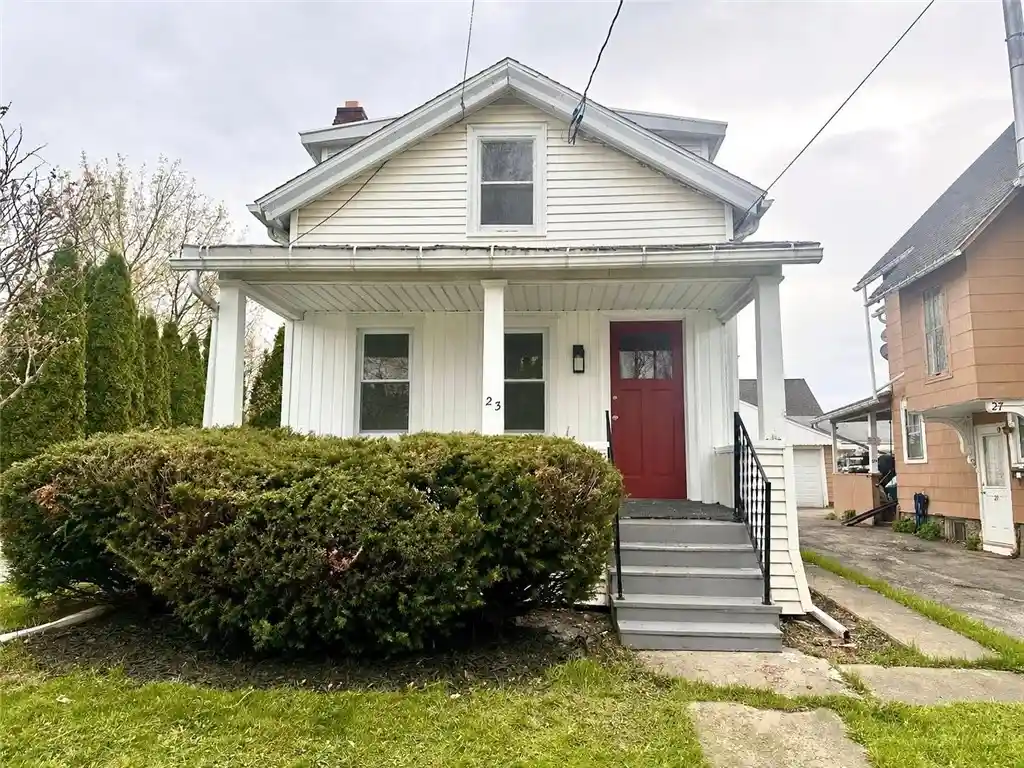 Photo 1 of Single family home for sale at 23 W High St, Lockport, NY 14094 | MLS# R1724776 | Listing updated on 2026-10-24