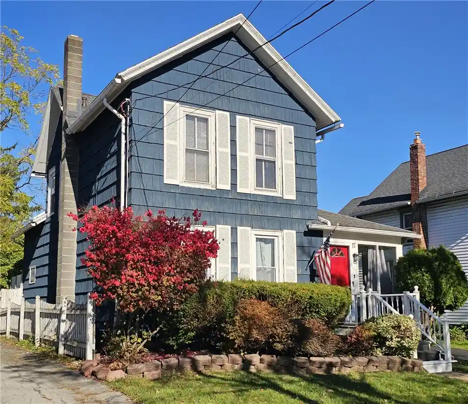 Photo 1 of Single family home for sale at 17 Washington Ave, Batavia, NY 14020 | MLS# R1724896 | Listing updated on 2026-10-29