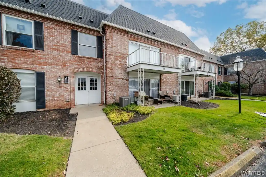 Condo for sale at 4545 Chestnut Ridge Rd #104A, Buffalo, NY 14228 | MLS# B1725199