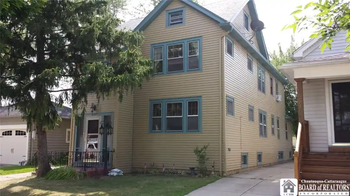 Multi family home for sale at 229 Stillwell Ave, Buffalo, NY 14217 | MLS# R1724932