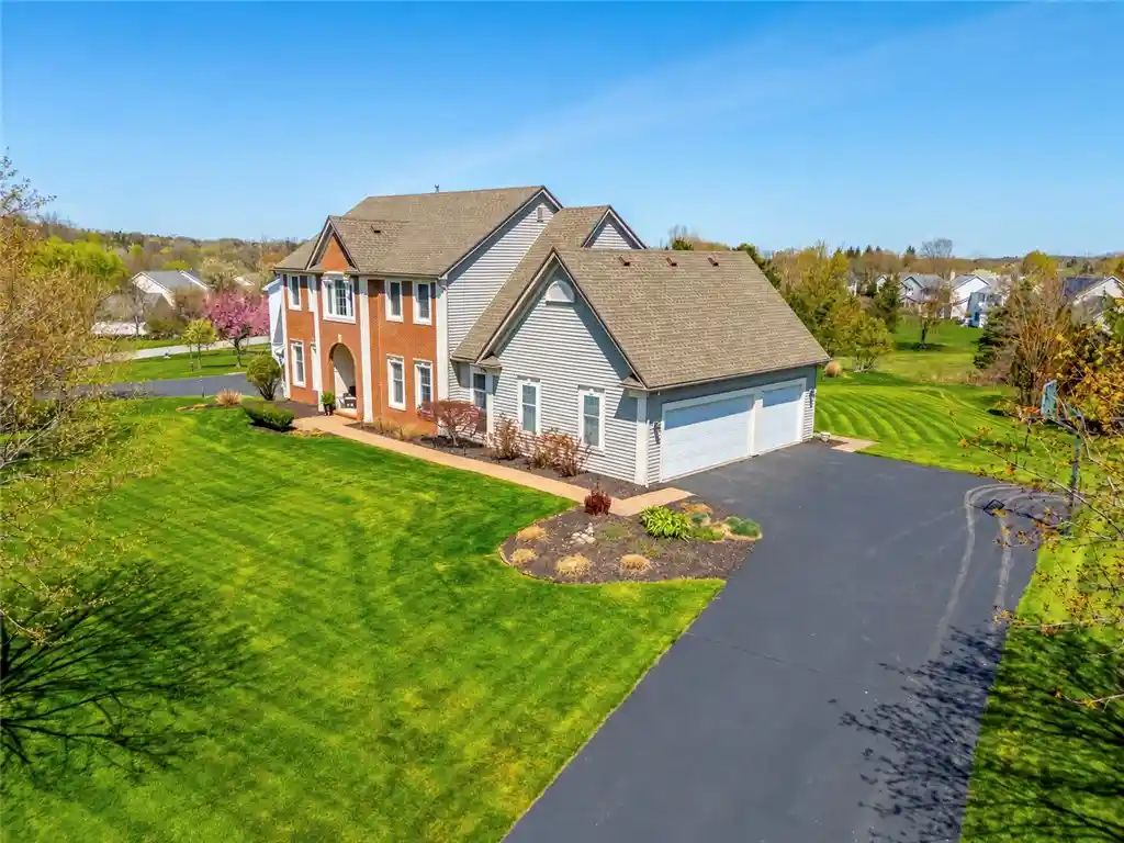 Single family home for sale at 35 Wren Fld Ln, Pittsford, NY 14534 | MLS# R1725305