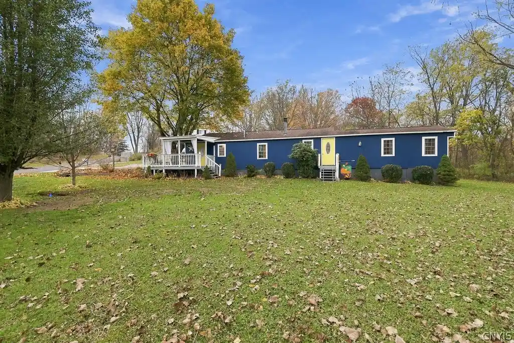 Photo 1 of Manufactured home for sale at 25 Washer Rd, Phoenix, NY 13135 | MLS# S1725147 | Listing updated on 2026-10-28